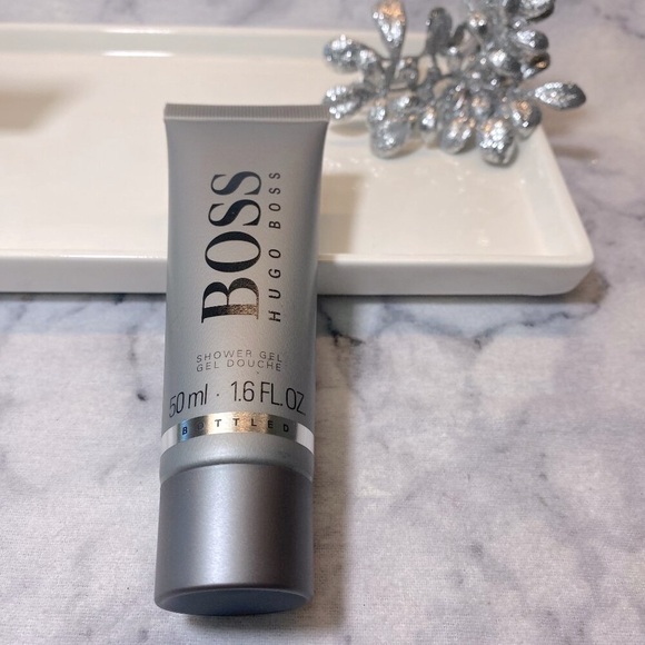 Hugo Boss Bottled Shower Gel, Woody, Apple, NEW - Travel Size 1.6 oz. 50 ml - Picture 3 of 8